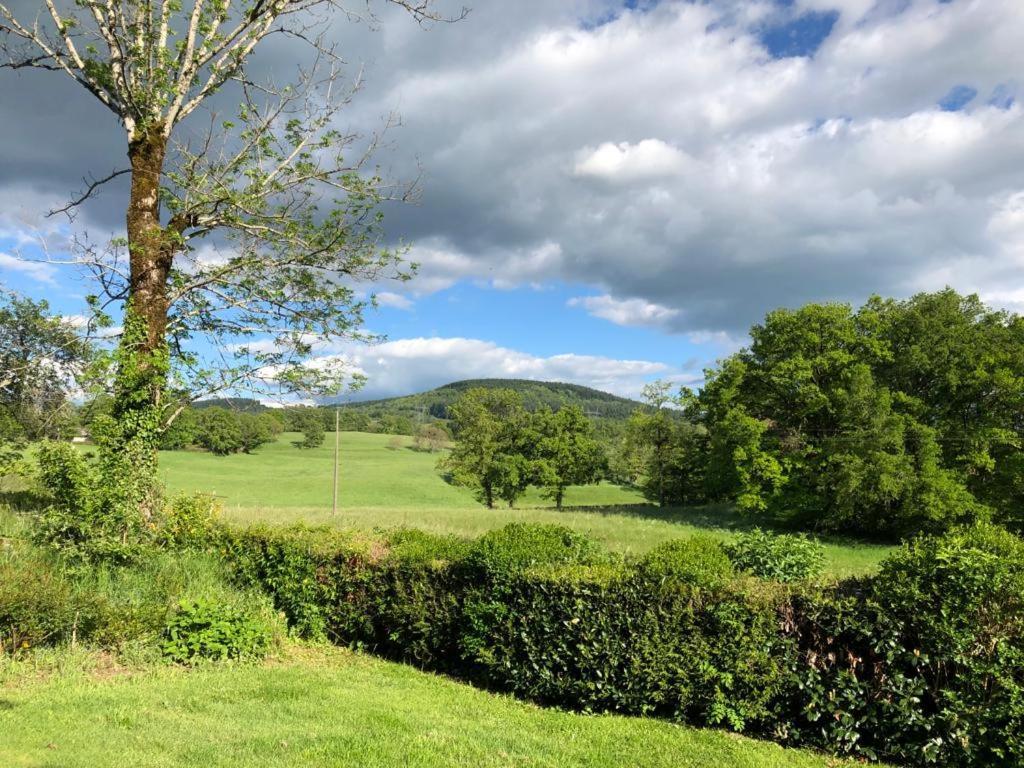 Maison De Campagne Sarroux Экстерьер фото