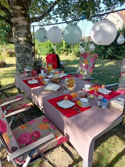 Maison De Campagne Sarroux Экстерьер фото